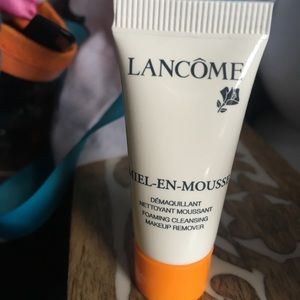 Lancôme deluxe size.